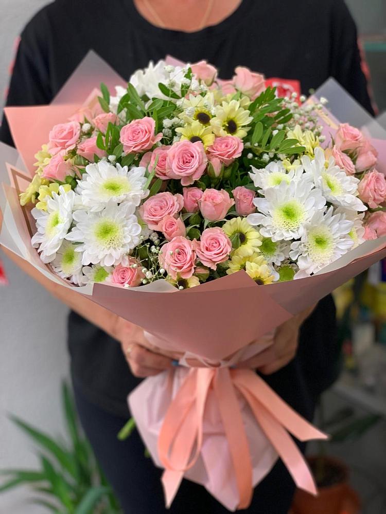 Букет цветов из: Розы и Хризантемы в Западной Двине