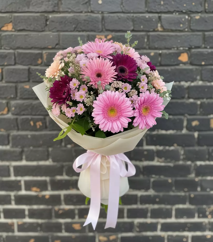 Букет цветов из: Герберы и Хризантемы в Западной Двине