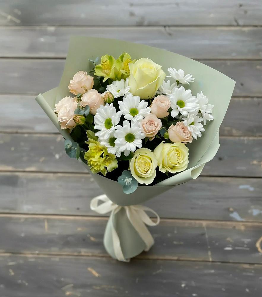 Букет цветов из: Альстромерии, Розы и Хризантемы в Западной Двине