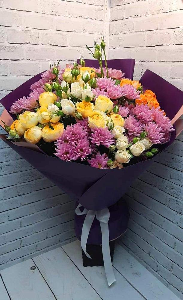 Букет цветов из: Хризантемы и Розы в Западной Двине
