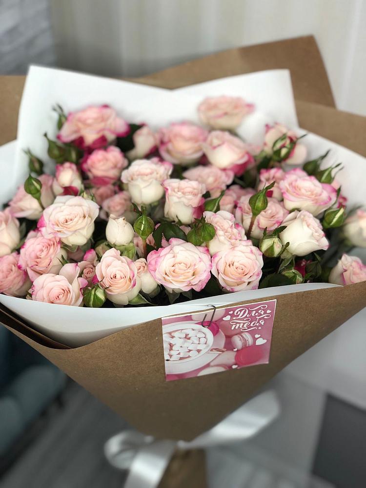 Букет цветов из: Розы в Западной Двине