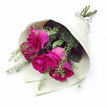 Букет цветов из:  Розы в Западной Двине