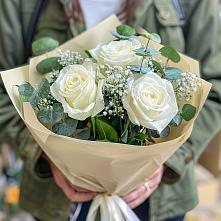 Букет цветов из:  Розы #REPLACE_PRED# Западной Двине