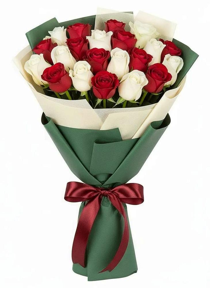 Букет Микс из красных и белых роз в Западной Двине