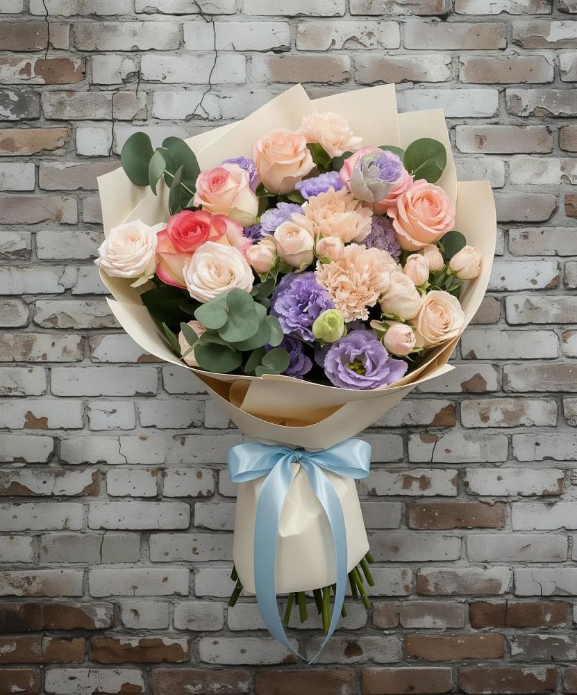 Букет цветов из: Розы, Лизиантусы и Гвоздики в Западной Двине