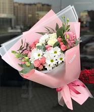 Букет цветов из:  Розы, Лизиантусы и Хризантемы в Западной Двине