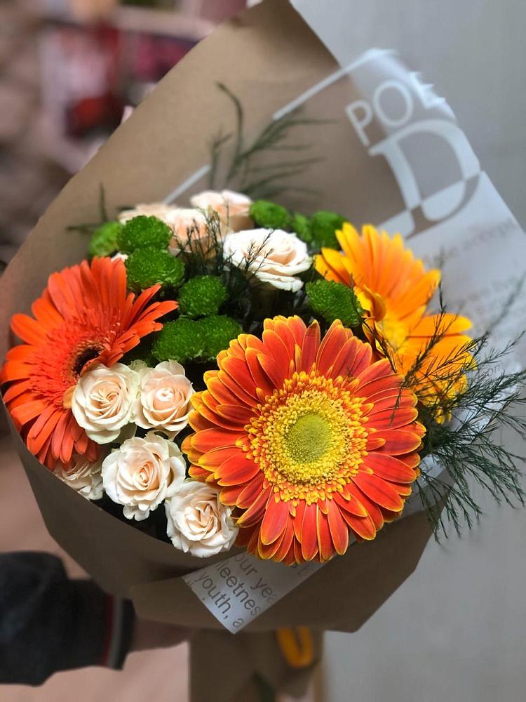 Букет цветов из: Герберы, Хризантемы и Розы в Западной Двине