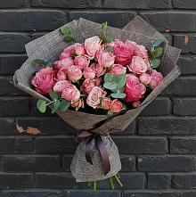 Букет цветов из:  Розы #REPLACE_PRED# Западной Двине