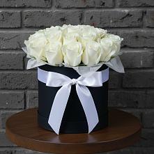 Цветочная композиция из Розы в шляпной коробке #REPLACE_PRED# Западной Двине